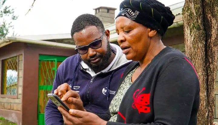 Pauline and Abdul - Hand in Hand social media trainer.jpg