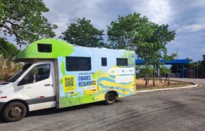 From the Highway to the Blue Zone: Real-World Signals for Resilient Business