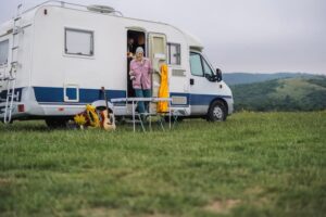 From the Highway to the Blue Zone: Real-World Signals for Resilient Business